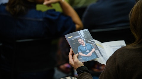 244 1225 Britain Renewed Pol Lab 6531